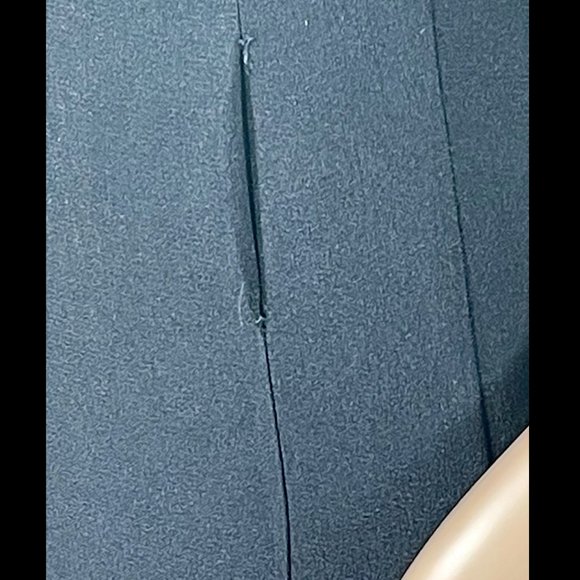 ▪️VTG▪️LIZ CLAIBORNE▪️Button Accent Wiggle Dress - Picture 7 of 9